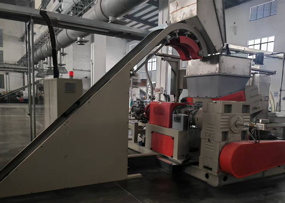 低烟无卤电缆料造粒机主机